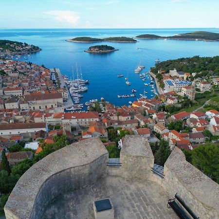 Apartments Nikolina Hvar Town Exterior photo